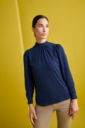 Blusa Cuello Alto Mujer Regular Fit